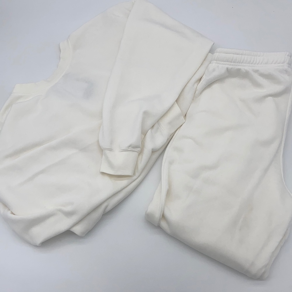 No Side Chick Mineral Wash Pullover And Jogger Set - Ivory